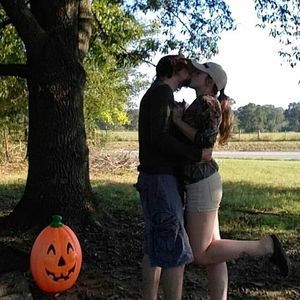 Meet your Posher, Elizabeth darren